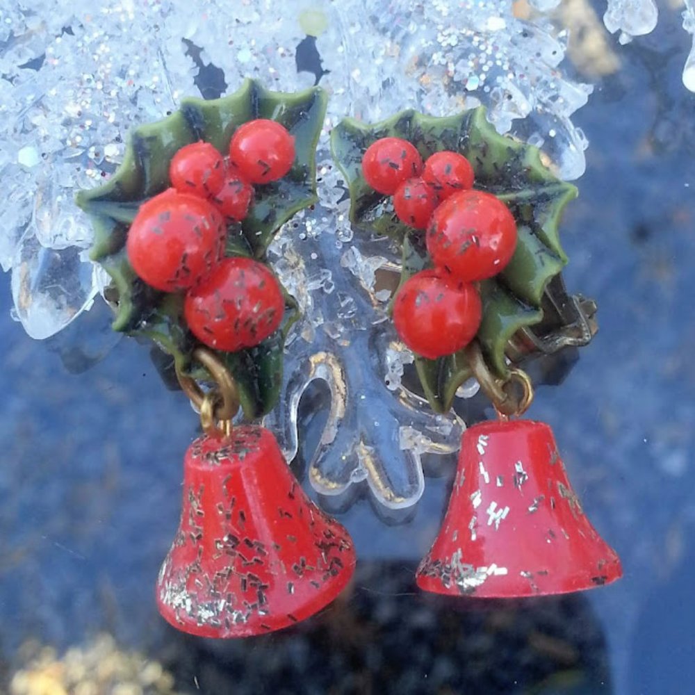 Vintage Red Christmas Bell & Holly clip-on earrings